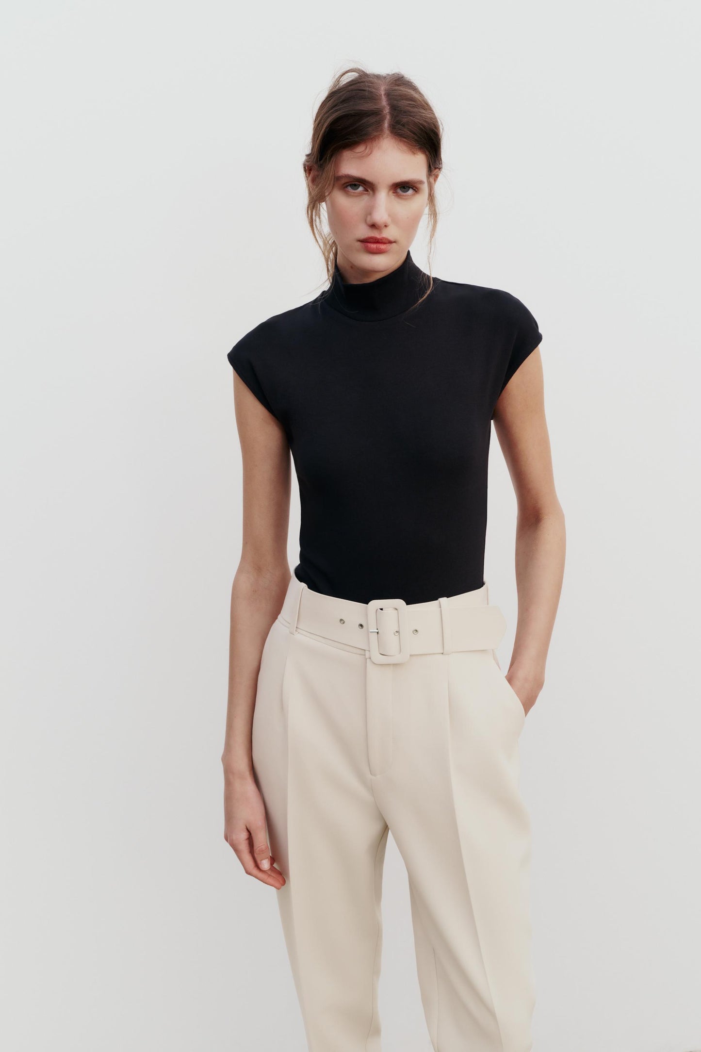 Pantalon con Cinturon