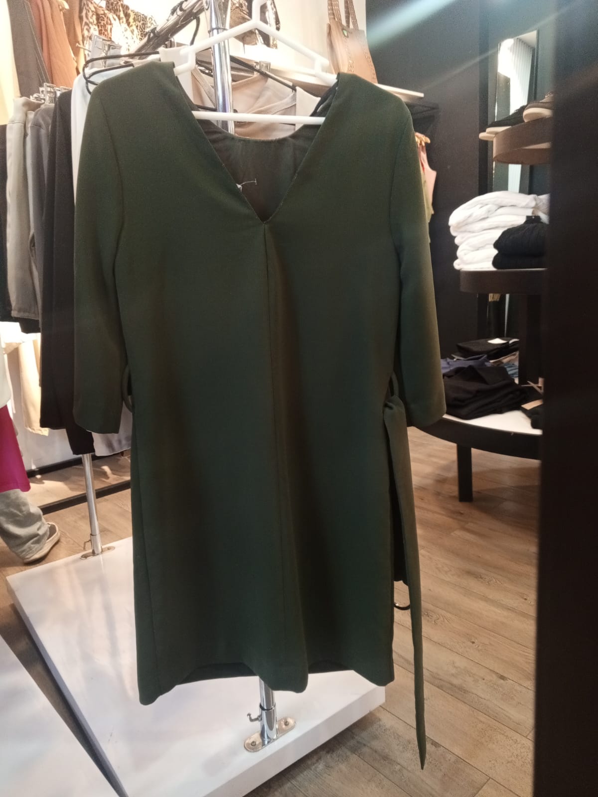 VESTIDO VERDE, MANGO